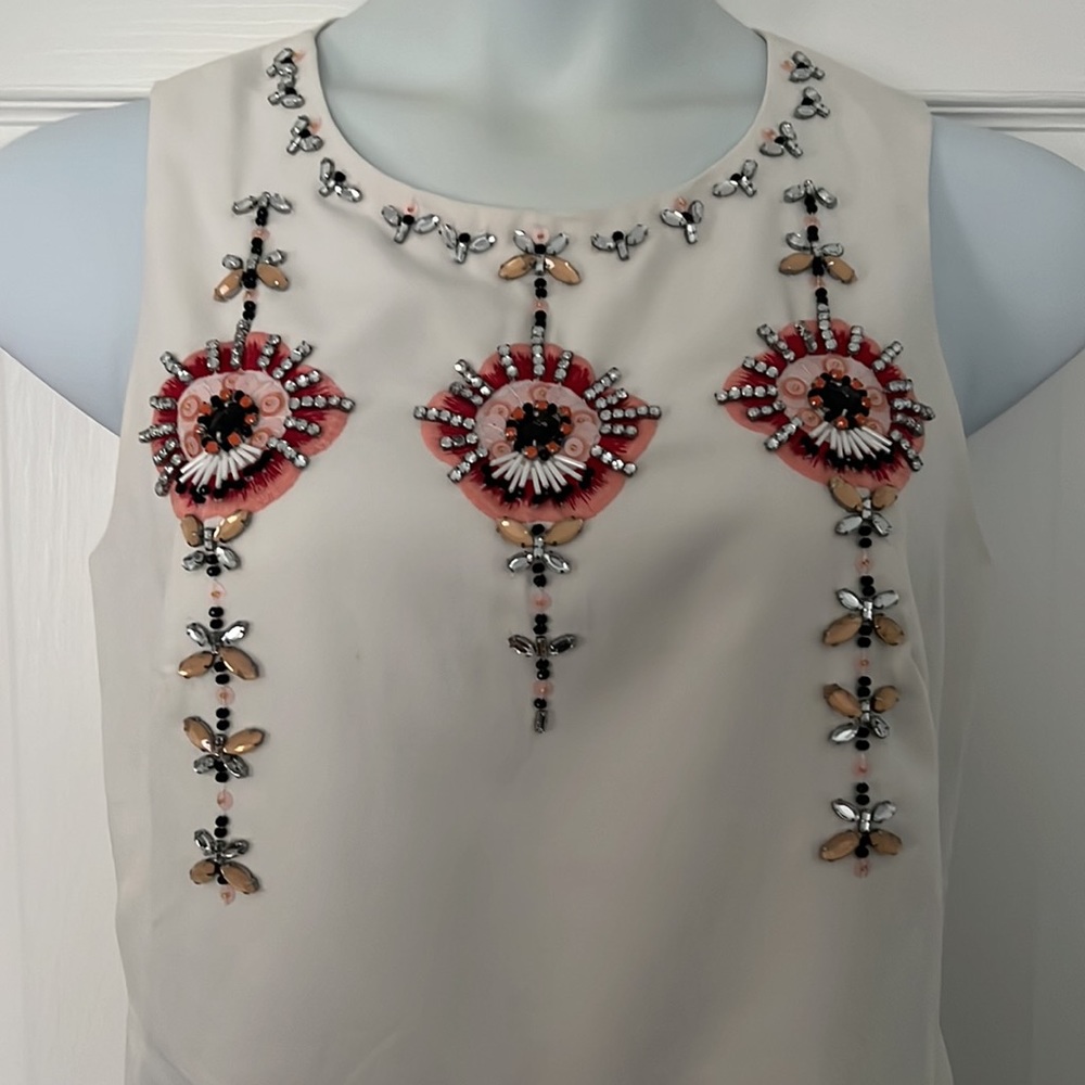 NWT Banana Republic embellished sleeveless tunic